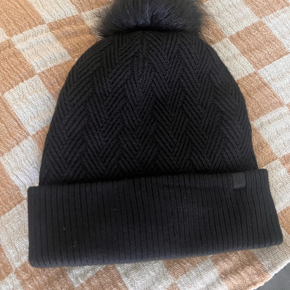 Lululemon Black Fleece Beanie